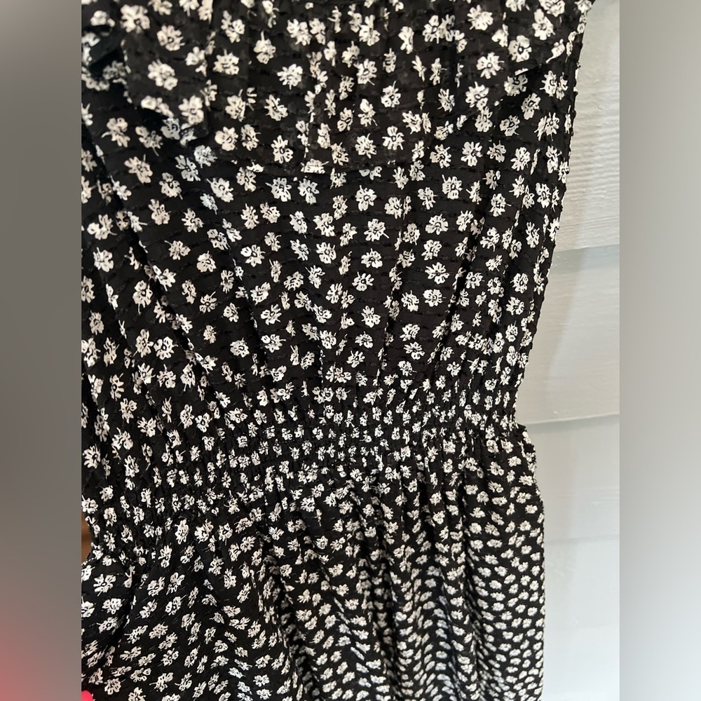 Madewell Ruffle-Neck Smocked Dress Woodcut Flowers Black White Midi Sleeveless M - Picture 6 of 10